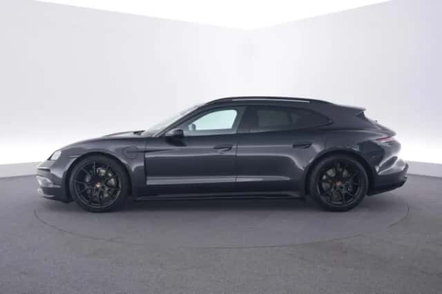 Porsche Taycan (2026) thumbnail 2