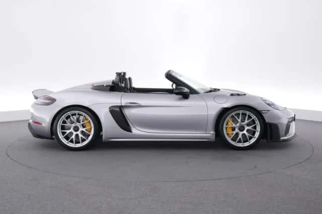 Porsche 718 (2026) thumbnail 6