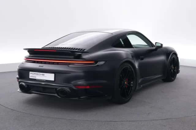 Porsche 911 (2023) thumbnail 5