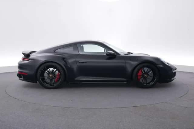 Porsche 911 (2023) thumbnail 6