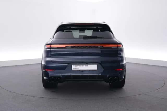 Porsche Cayenne (2025) thumbnail 4