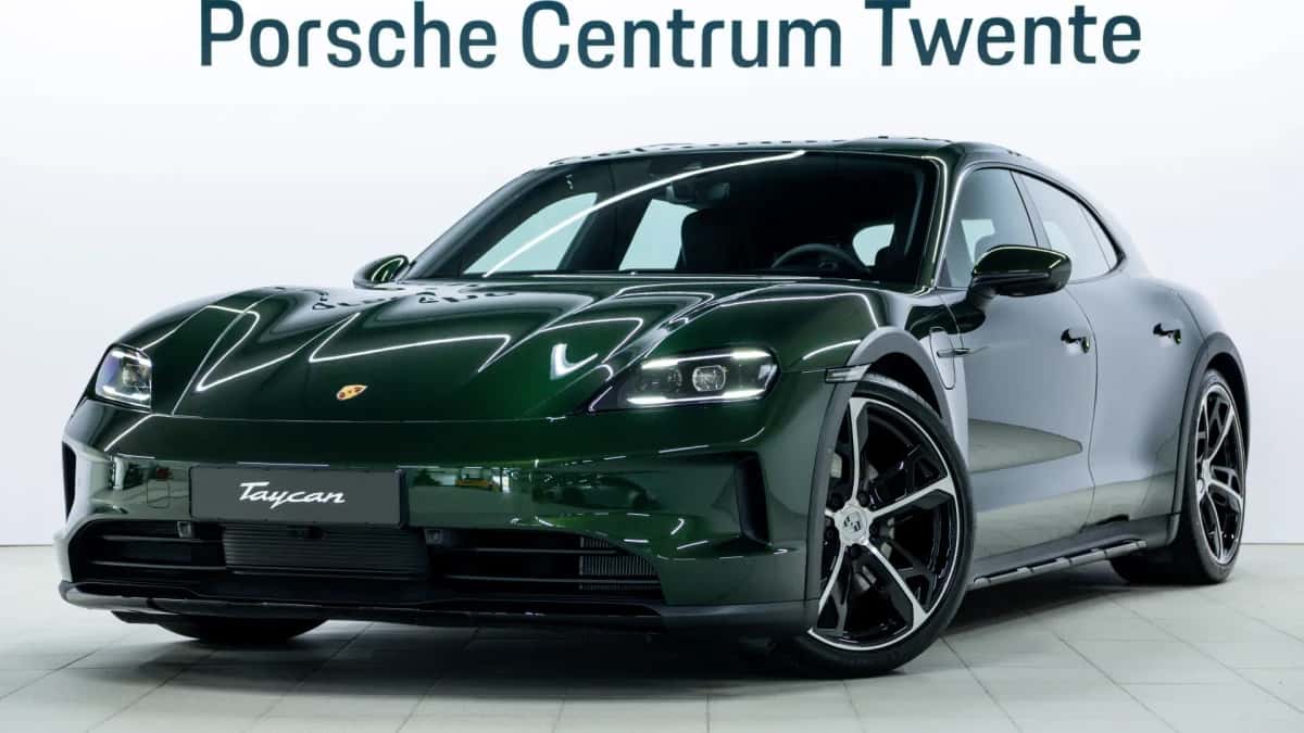 Porsche Taycan (2024) — foto 1