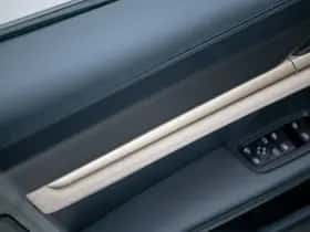 Porsche Taycan (2024) thumbnail 16