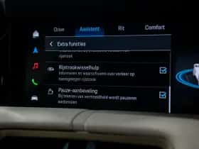 Porsche Taycan (2024) thumbnail 26