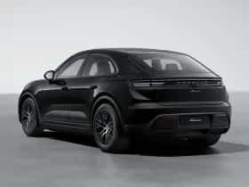 Porsche Macan (0) thumbnail 2