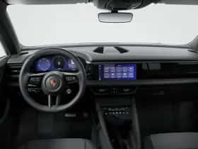 Porsche Macan (0) thumbnail 5
