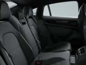 Porsche Panamera (0) thumbnail 6