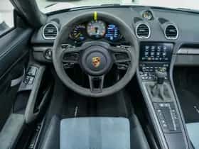 Porsche 718 (2024) thumbnail 21