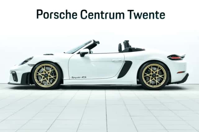 Porsche 718 (2024) thumbnail 5