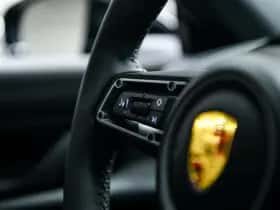 Porsche Taycan (2026) thumbnail 23