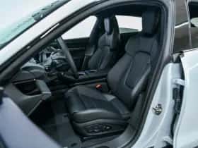 Porsche Taycan (2026) thumbnail 18