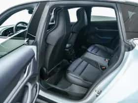 Porsche Taycan (2026) thumbnail 24