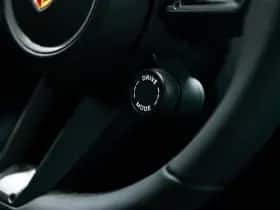 Porsche Taycan (2026) thumbnail 32