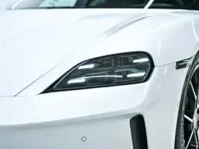 Porsche Taycan (2026) thumbnail 8