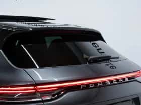 Porsche Panamera (2021) thumbnail 18