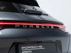 Porsche Panamera (2021) thumbnail 19