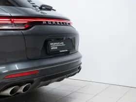 Porsche Panamera (2021) thumbnail 20