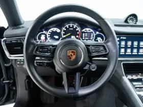 Porsche Panamera (2021) thumbnail 22