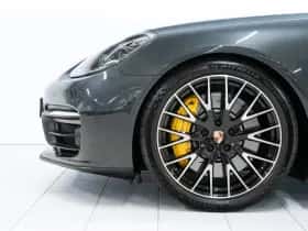 Porsche Panamera (2021) thumbnail 6