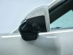Porsche Taycan (2026) thumbnail 11