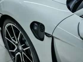 Porsche Taycan (2026) thumbnail 12