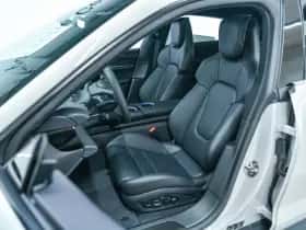 Porsche Taycan (2026) thumbnail 15