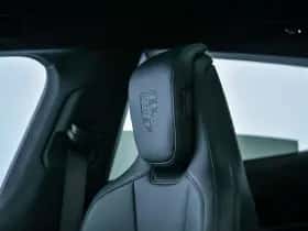 Porsche Taycan (2026) thumbnail 18
