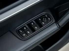 Porsche Cayenne (2025) thumbnail 27