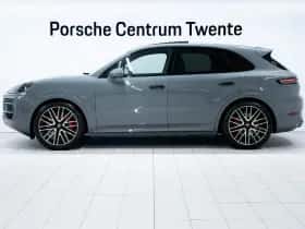 Porsche Cayenne (2025) thumbnail 5