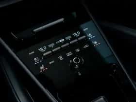 Porsche Cayenne (2025) thumbnail 46