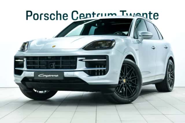 Porsche Cayenne (2025) thumbnail 1