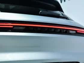 Porsche Cayenne (2025) thumbnail 13