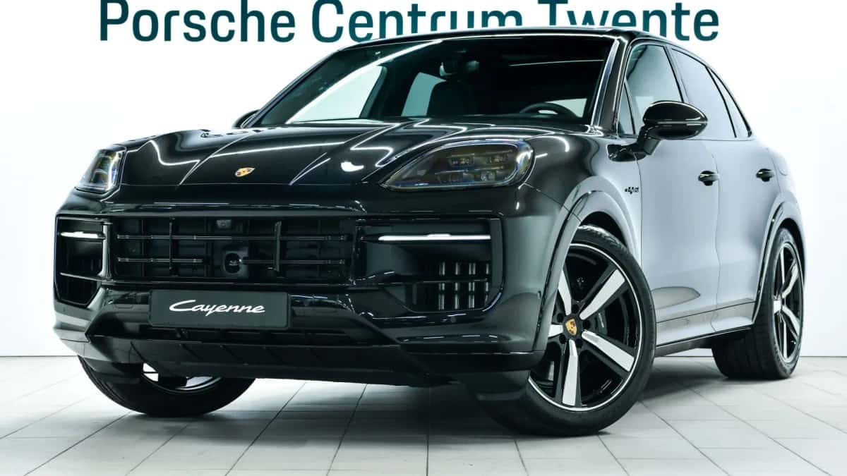 Porsche Cayenne (2025) — foto 1