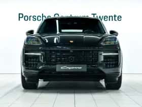 Porsche Cayenne (2025) thumbnail 2