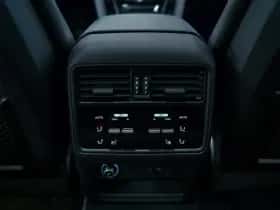 Porsche Cayenne (2025) thumbnail 25