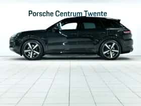 Porsche Cayenne (2025) thumbnail 5