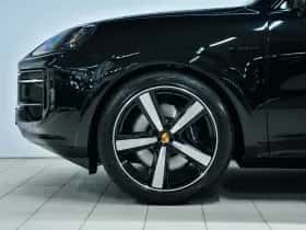 Porsche Cayenne (2025) thumbnail 6