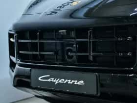 Porsche Cayenne (2025) thumbnail 9