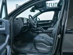 Porsche Cayenne (2025) thumbnail 15