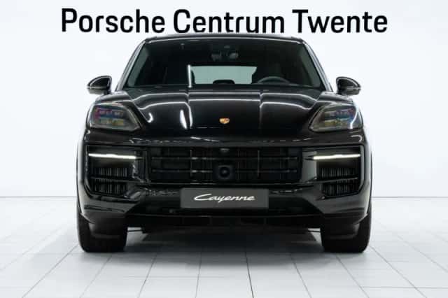 Porsche Cayenne (2026) thumbnail 2
