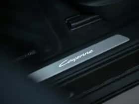 Porsche Cayenne (2026) thumbnail 18