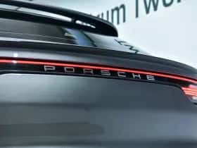 Porsche Cayenne (2023) thumbnail 14
