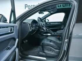 Porsche Cayenne (2023) thumbnail 15