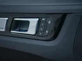 Porsche Cayenne (2023) thumbnail 20
