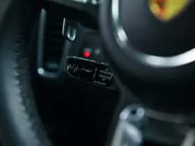 Porsche Cayenne (2023) thumbnail 30