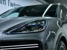 Porsche Cayenne (2023) thumbnail 9
