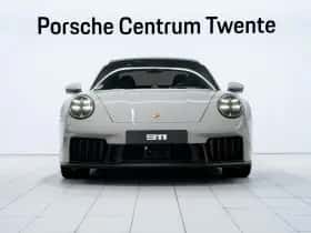 Porsche 911 (2024) thumbnail 2