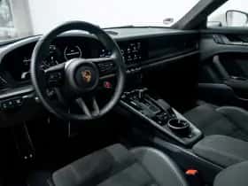 Porsche 911 (2024) thumbnail 23