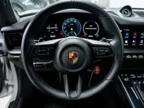 Porsche 911 (2024) thumbnail 24