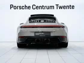 Porsche 911 (2024) thumbnail 4